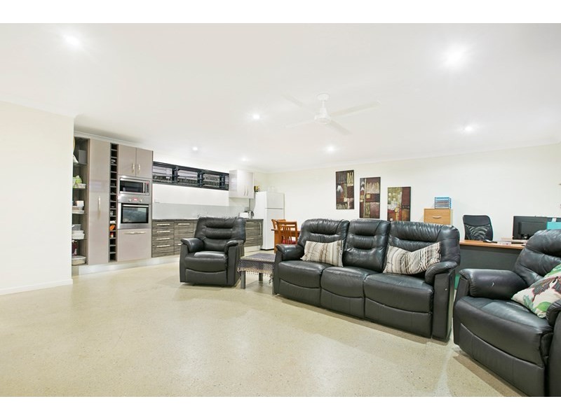 62 Stella Street, Holland Park QLD 4121
