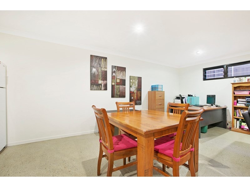 62 Stella Street, Holland Park QLD 4121