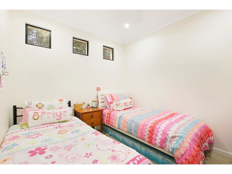 62 Stella Street, Holland Park QLD 4121