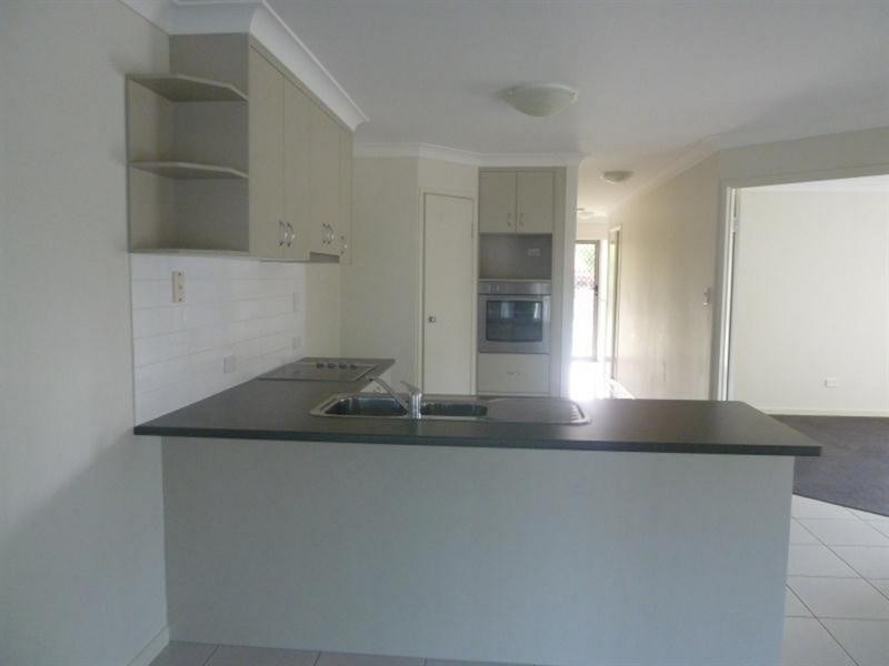 3 Polyanna Court, Loganlea QLD 4131