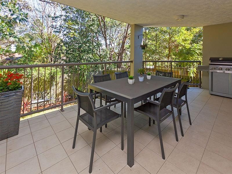 2/23 Crest Street, Mount Gravatt East QLD 4122