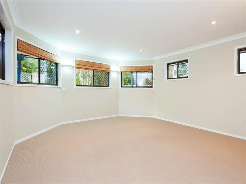 62 Wishart Road, Upper Mount Gravatt QLD 4122