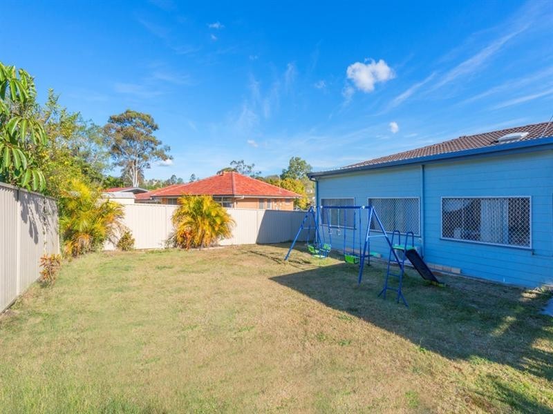3 Joachim Street, Holland Park West QLD 4121
