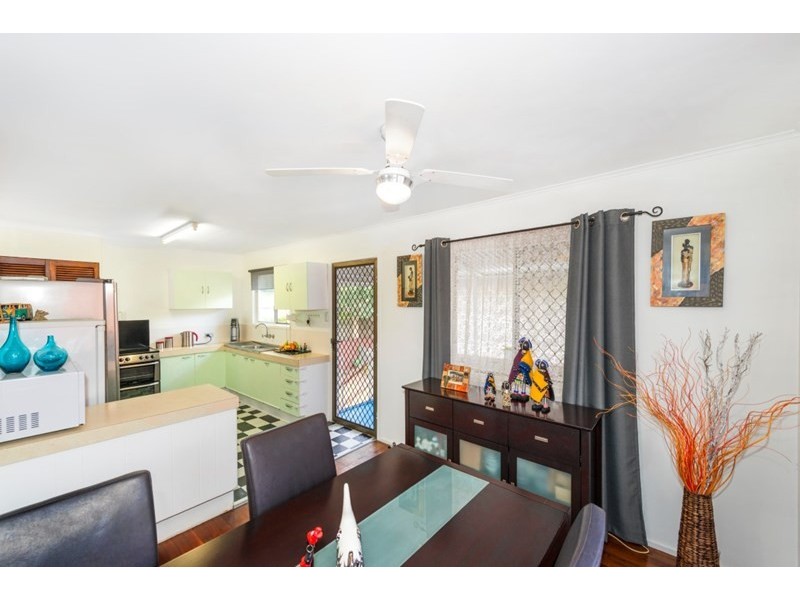 12 Stanton Road, Tingalpa QLD 4173