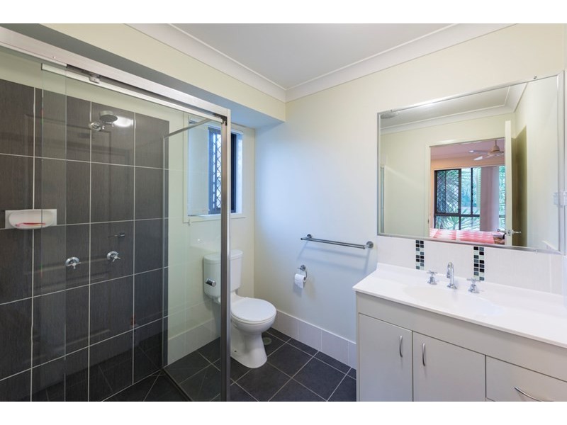 14 Quinn Close, Augustine Heights QLD 4300