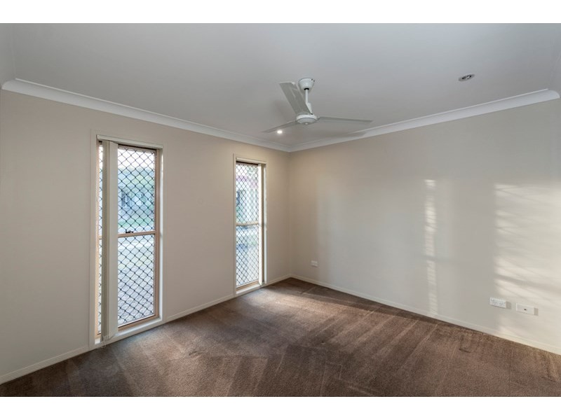 39 Quinn Close, Augustine Heights QLD 4300