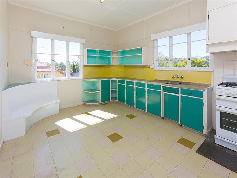 24 Queensthorpe Street, Tarragindi QLD 4121