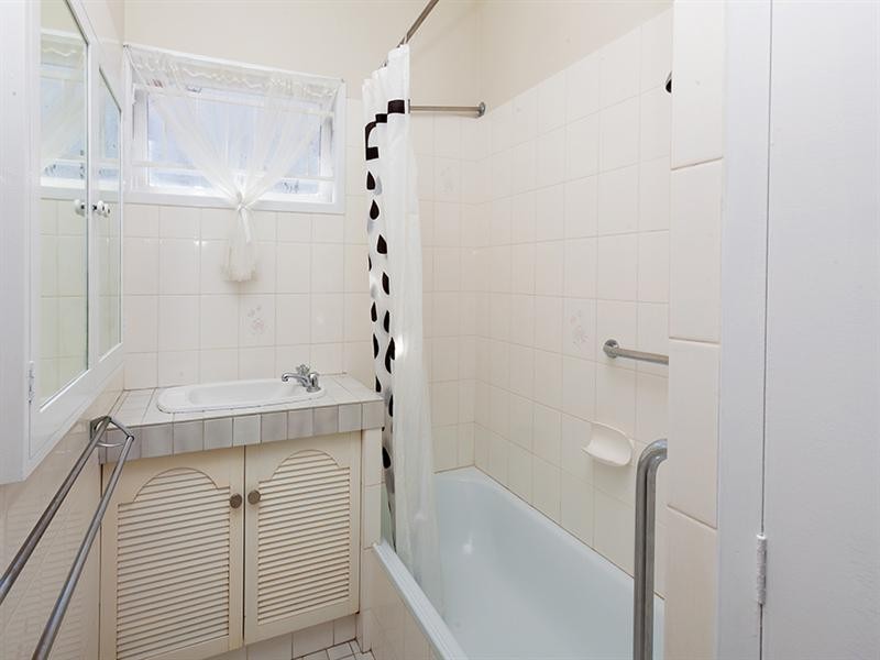 24 Queensthorpe Street, Tarragindi QLD 4121