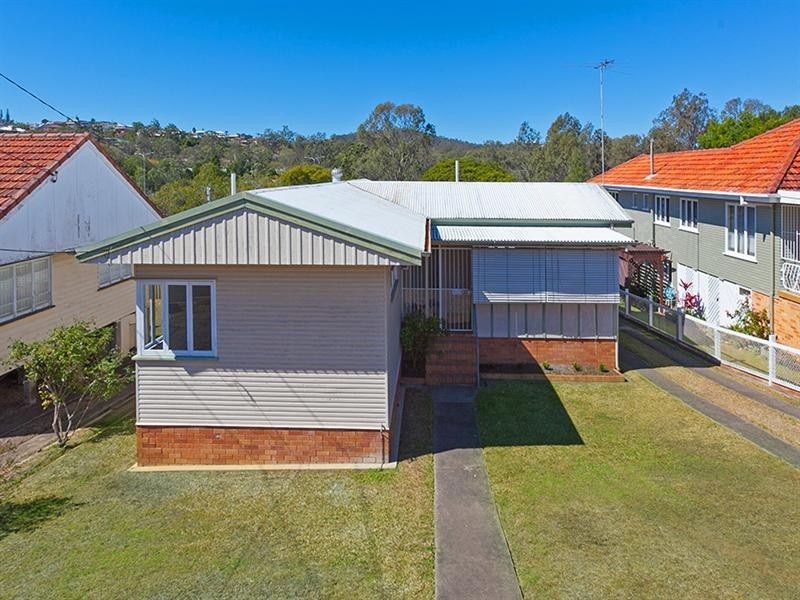24 Queensthorpe Street, Tarragindi QLD 4121