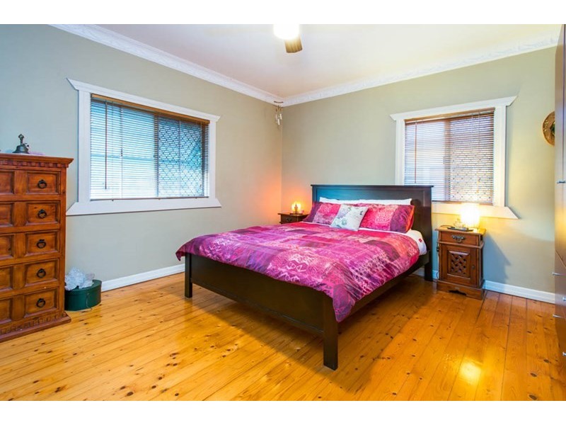 33 Invermore Street, Mount Gravatt East QLD 4122