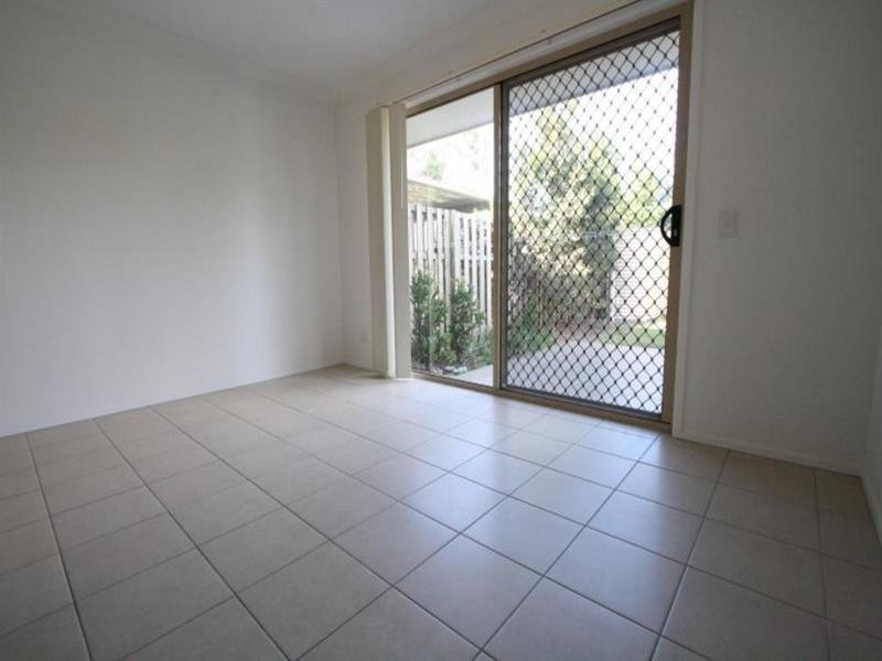 Unit 2 52-54 Freshwater Drive, Berrinba QLD 4117
