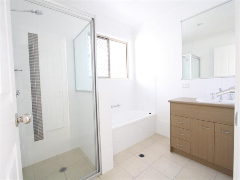 Unit 2 52-54 Freshwater Drive, Berrinba QLD 4117