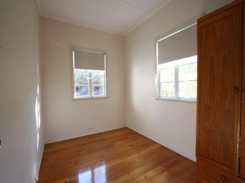 14 Miriam Street, Holland Park West QLD 4121