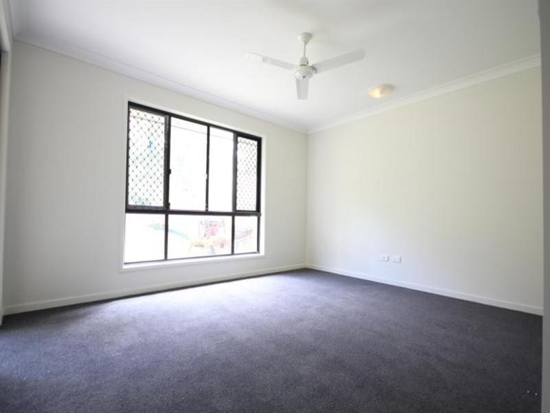 48 Gordon Drive, Bellbird Park QLD 4300