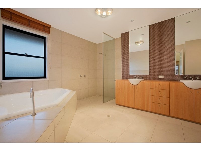 36A Murray Street, Taringa QLD 4068