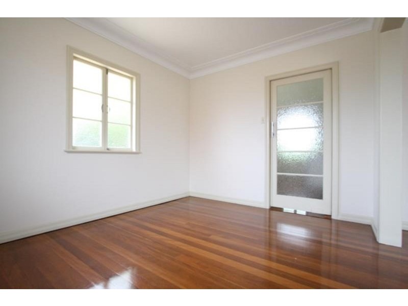 20 Brodie Street, Holland Park West QLD 4121