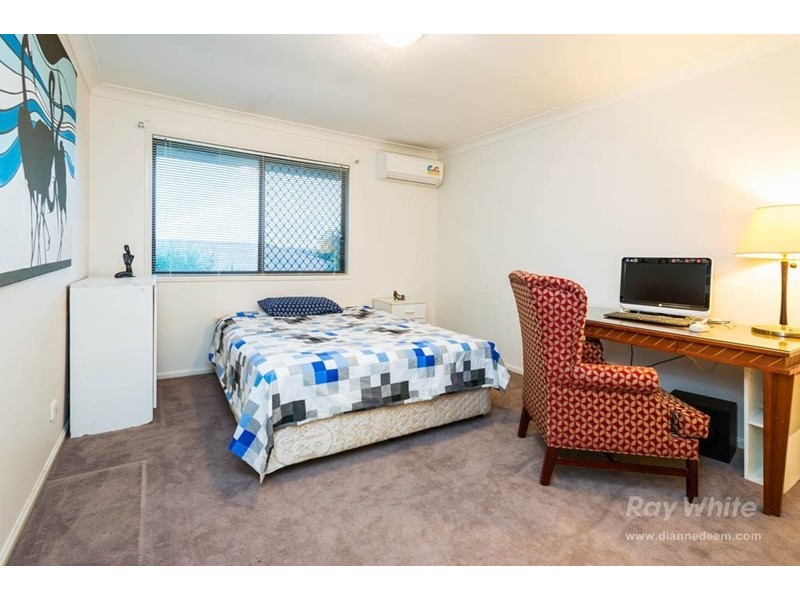 7 Boorala Crescent, Eight Mile Plains QLD 4113