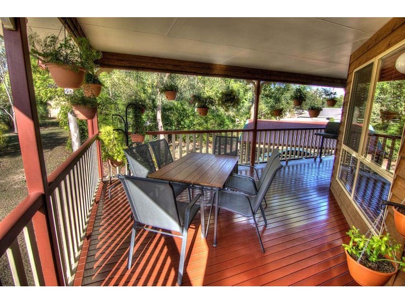 31-33 Teresa Drive, Munruben QLD 4125