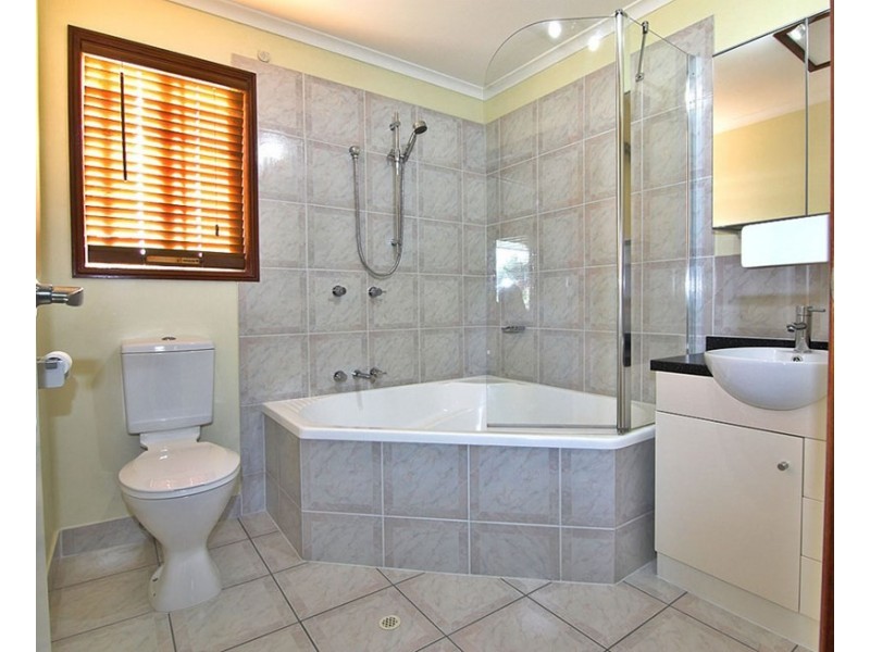 31-33 Teresa Drive, Munruben QLD 4125