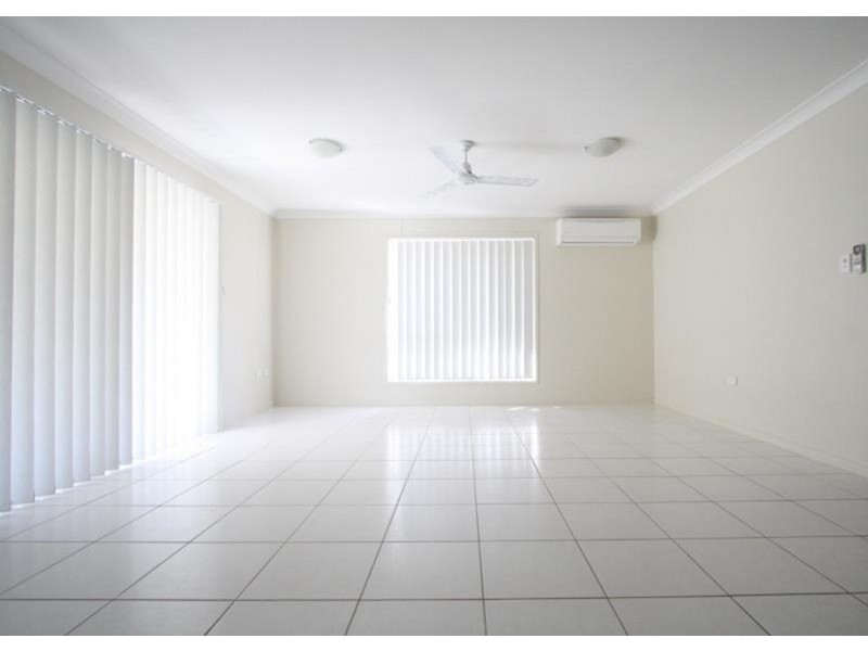 9 Gordon Drive, Bellbird Park QLD 4300