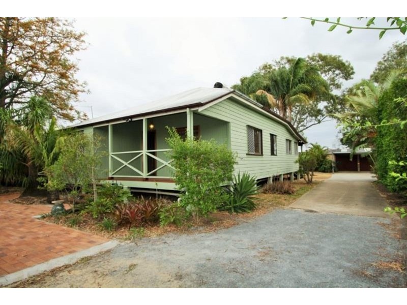 99 Kianawah Road, Wynnum West QLD 4178