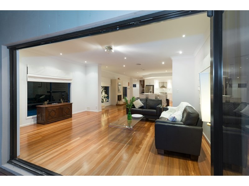 9 Keera Street, Coorparoo QLD 4151