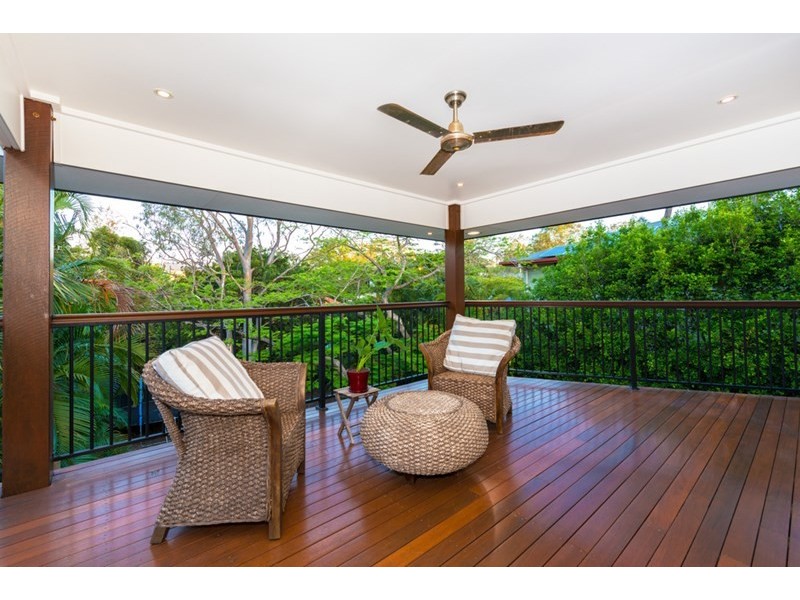 9 Keera Street, Coorparoo QLD 4151