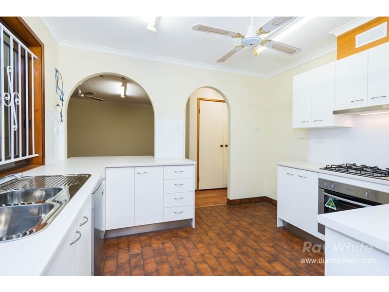 64 Wishart Road, Upper Mount Gravatt QLD 4122