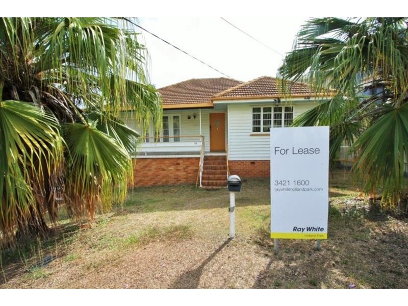 11 Iris Street, Holland Park West QLD 4121