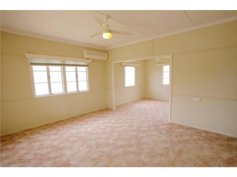 97 Murton Avenue, Holland Park QLD 4121