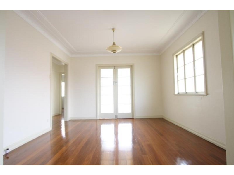 20 Brodie Street, Holland Park West QLD 4121