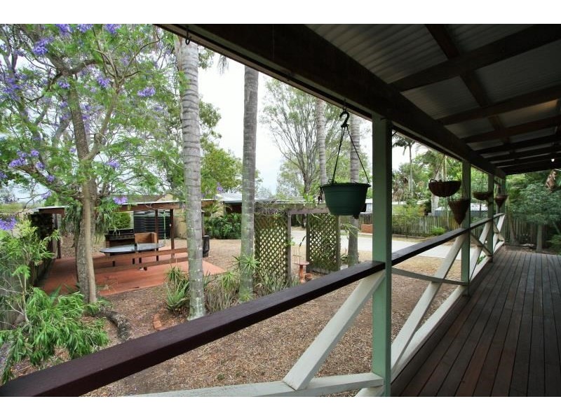 99 Kianawah Road, Wynnum West QLD 4178