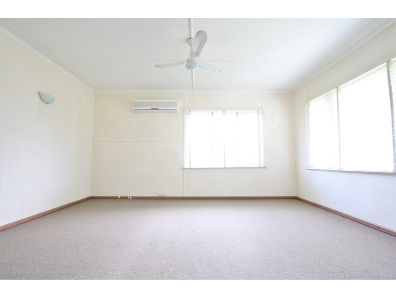 31 Seville Road, Holland Park QLD 4121