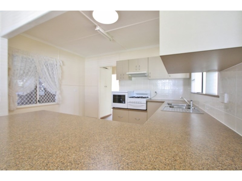 31 Seville Road, Holland Park QLD 4121