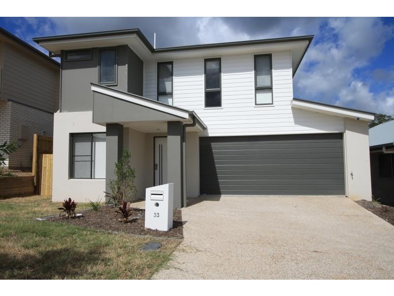 33 Oakmoss Drive, Springfield Lakes QLD 4300