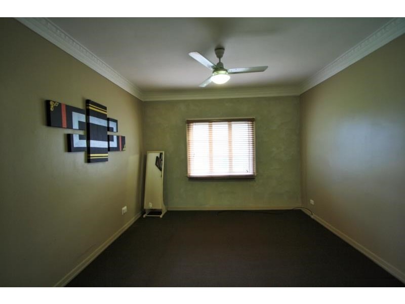 10 Kogarah Street, Tarragindi QLD 4121