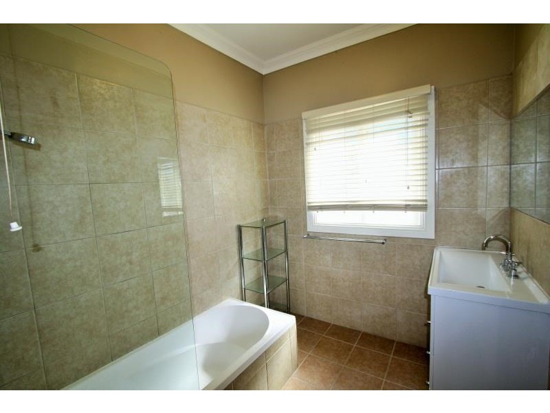 10 Kogarah Street, Tarragindi QLD 4121