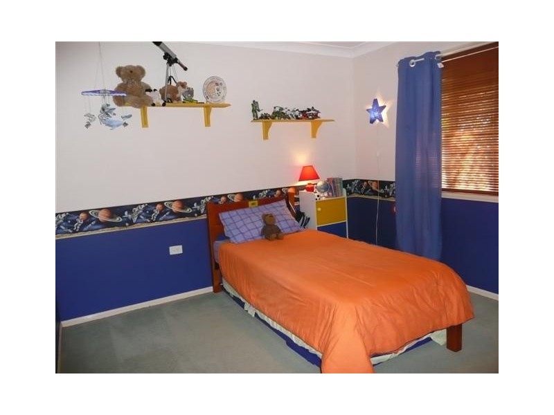 90 Nardie Street, Eight Mile Plains QLD 4113