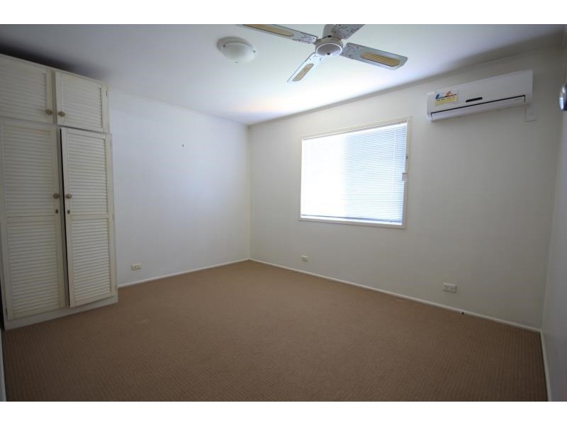 25 Walter Street, Holland Park West QLD 4121