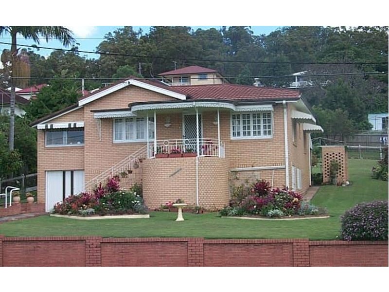 1133 Logan Road, Holland Park QLD 4121