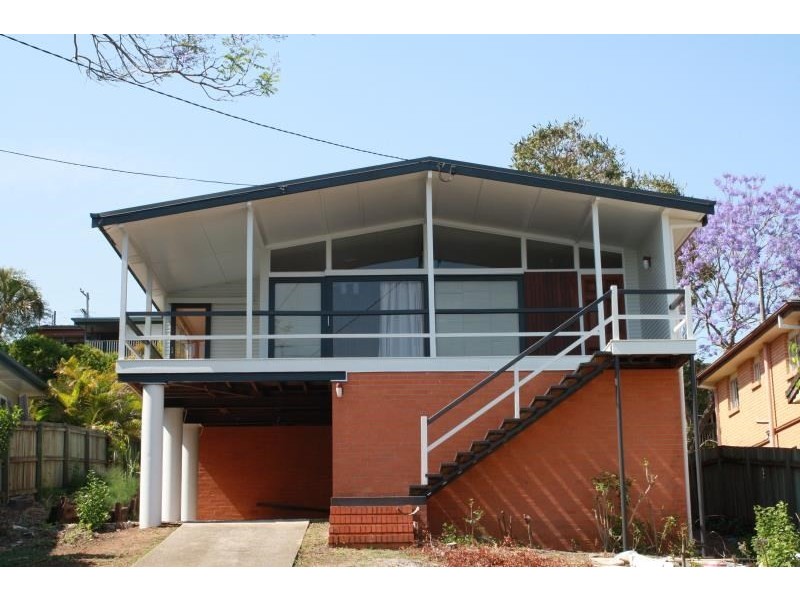 15 Dagmar Street, Holland Park West QLD 4121