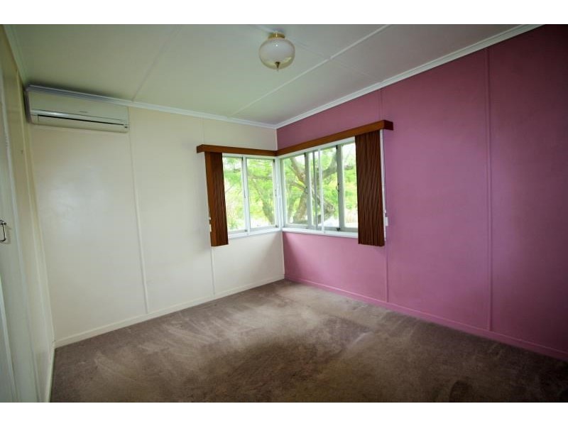 11 Steele Street, Holland Park QLD 4121