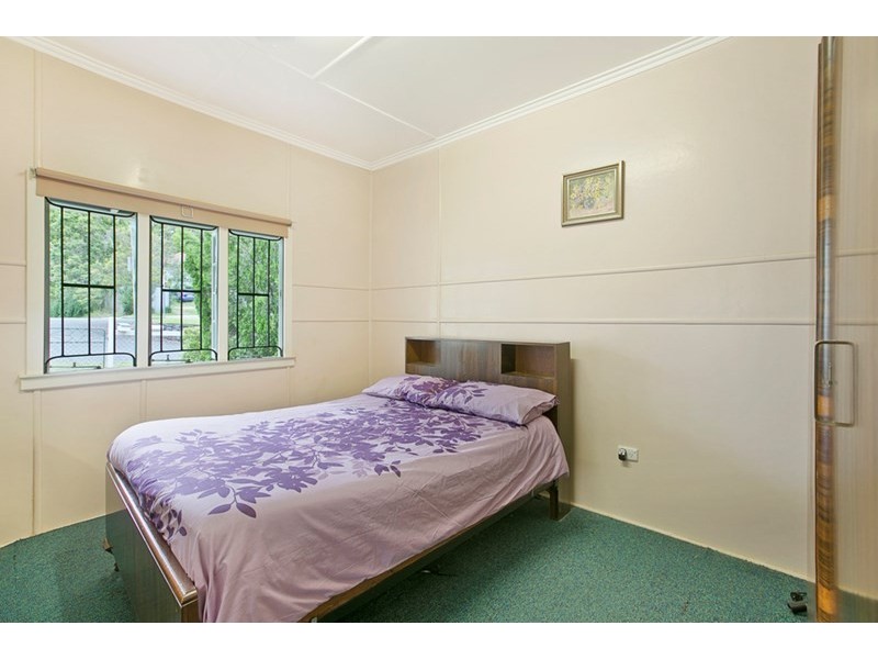 52 Hockings Street, Holland Park West QLD 4121