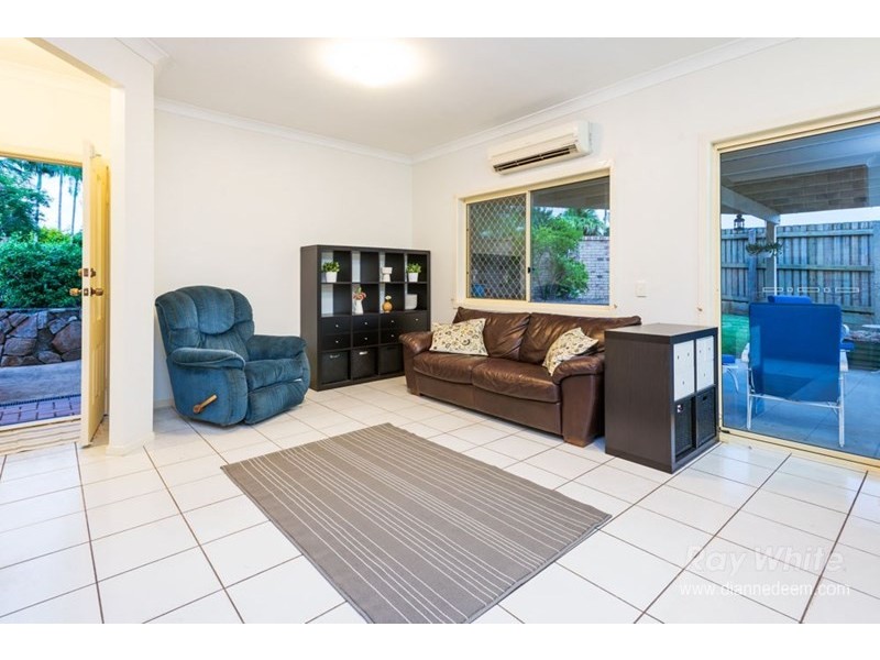 21 Nardie Street, Eight Mile Plains QLD 4113