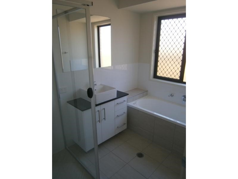 24 Surwold Way, Loganlea QLD 4131