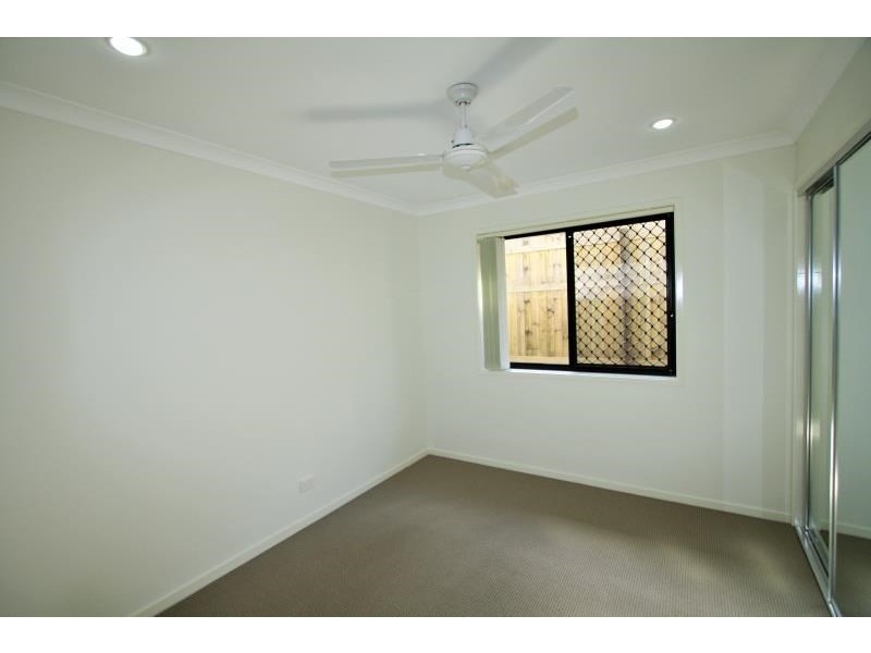 33 Gresswell Crescent, Upper Coomera QLD 4209