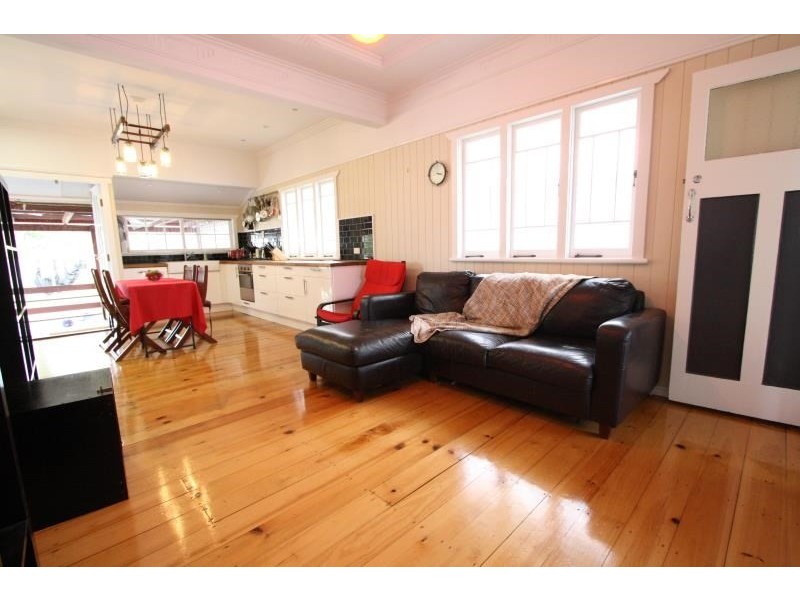 65 Harold Street, Holland Park QLD 4121