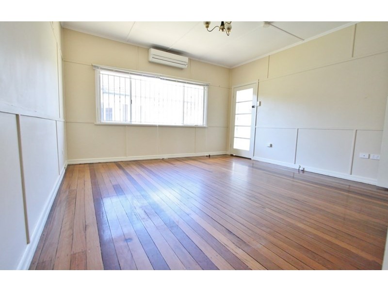 14 Mar Street, Holland Park QLD 4121