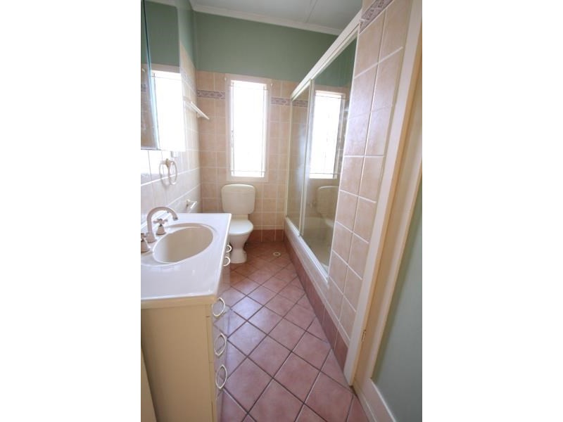 14 Mar Street, Holland Park QLD 4121