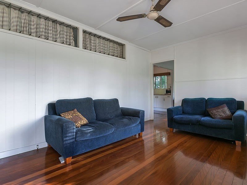 182 Sterculia Avenue, Holland Park West QLD 4121